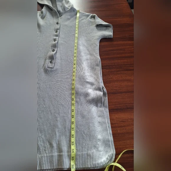 Vintage KIMBERLY Virgin Wool Tunic, Dress, House Coat - Picture 4 of 9